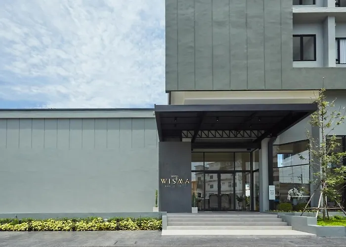 Centara Life 4*