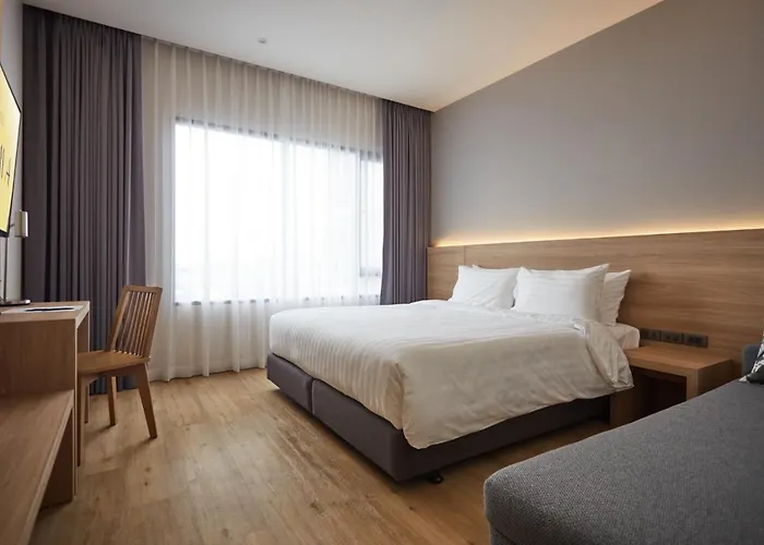 Hotel Centara Life