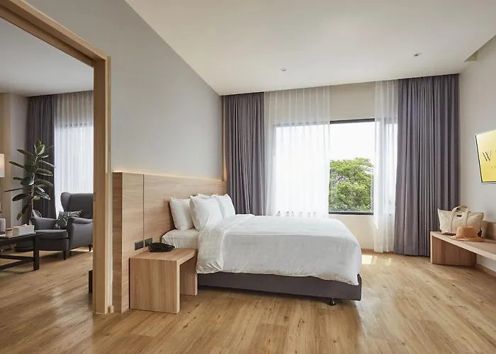 Centara Life 4* Ratchaburi